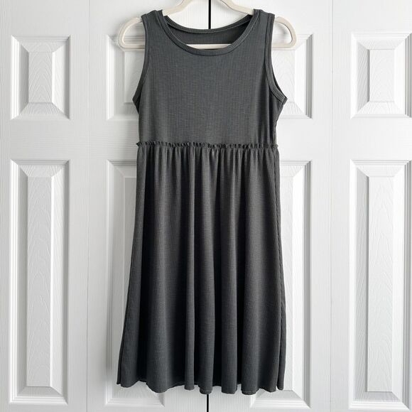 Women's Dress Green Size M Sleeveless Ribbed Knee-Length - Picture 1 of 9